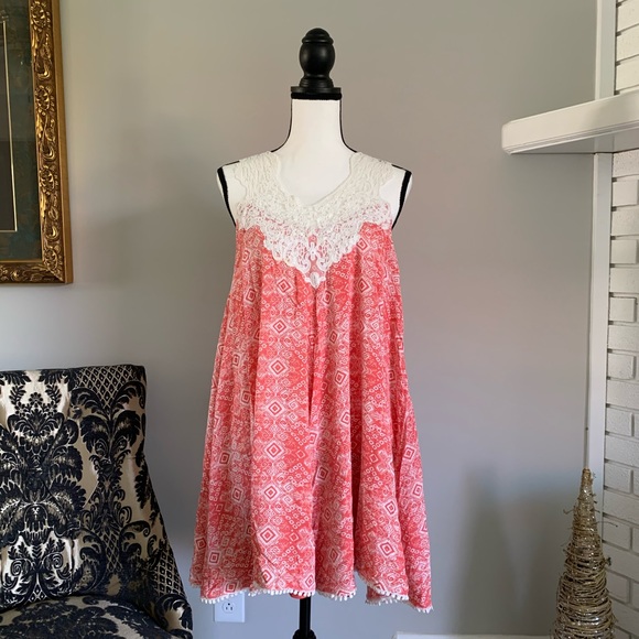 entro Tops - 🌻 ENTRO summer dress/tunic with pom detail L